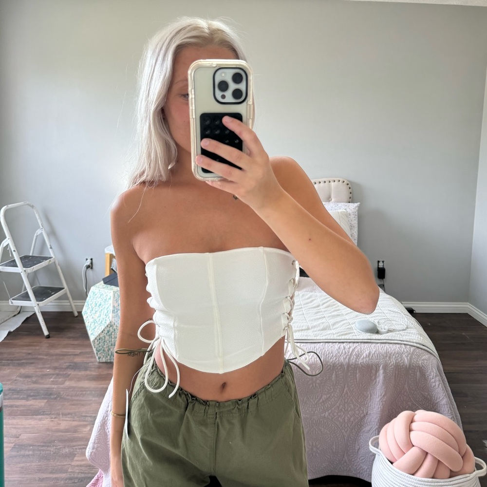 White Side Lace-Up Crop Top